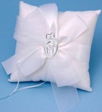 wedding accessories for family weddings with kids